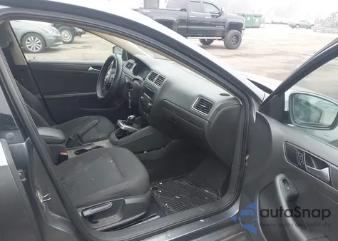 2014 Volkswagen Jetta 2.0L S z USA, uszkodzony, nr VIN 3VW2K7AJ9EM307798